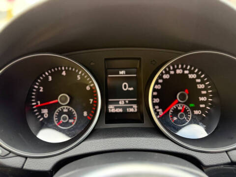 2010 Volkswagen GTI Base PZEV