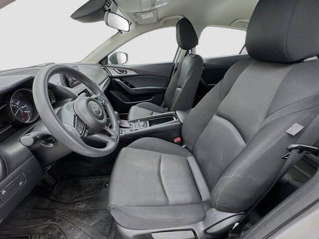 2018 Mazda MAZDA3 Sport