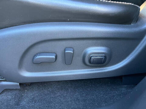 2014 Nissan Pathfinder SL