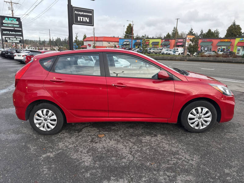 2012 Hyundai Accent GS