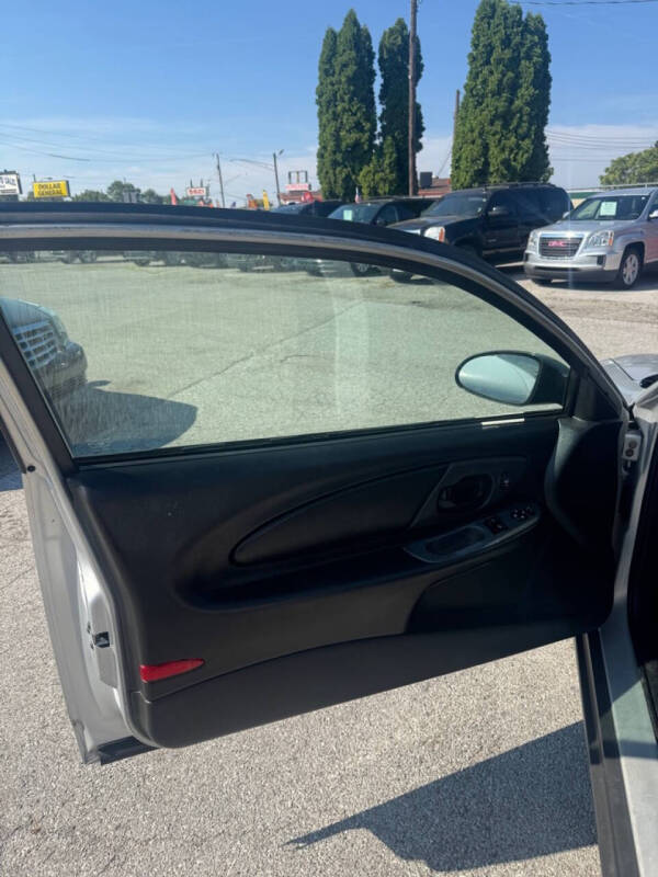 2003 Chevrolet Monte Carlo LS