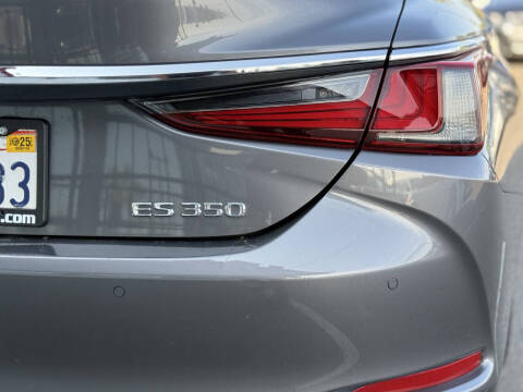 2019 Lexus ES 350 Luxury