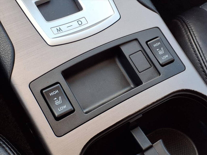 2013 Subaru Legacy 2.5i Limited