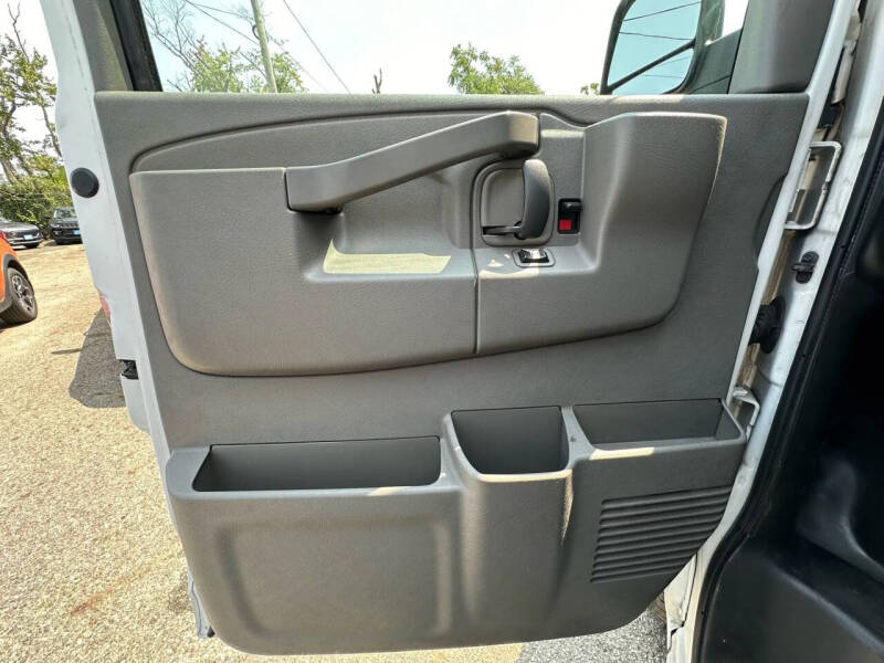 2016 Chevrolet Express 2500