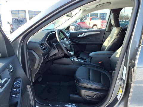 2026 Ford Escape Hybrid Platinum