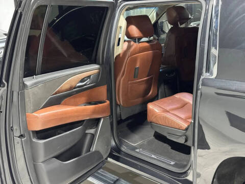 2019 Cadillac Escalade ESV Premium Luxury