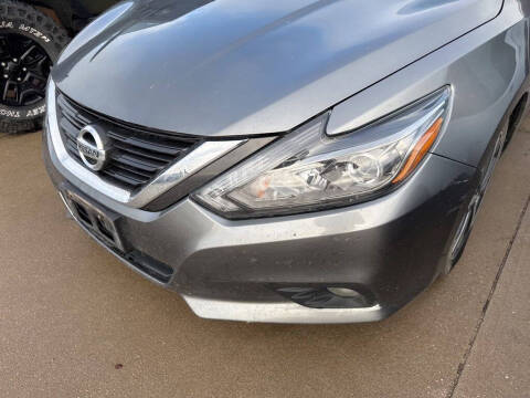 2017 Nissan Altima 3.5 SR