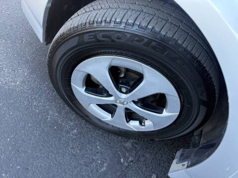 2013 Toyota Prius Four