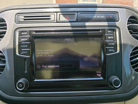 2017 Volkswagen Tiguan 2.0T Wolfsburg Edition