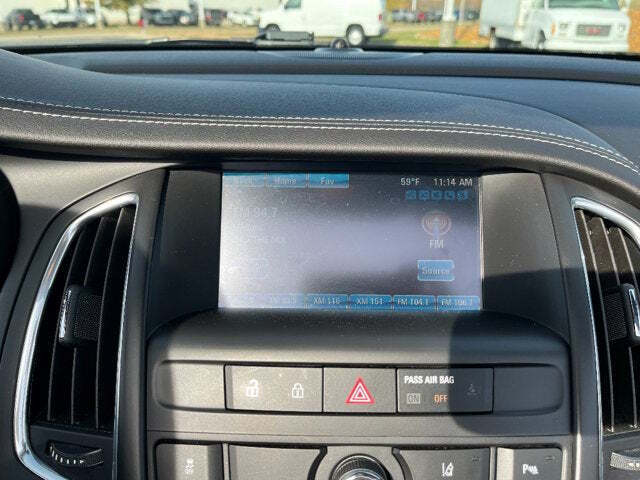 2016 Buick Cascada 30