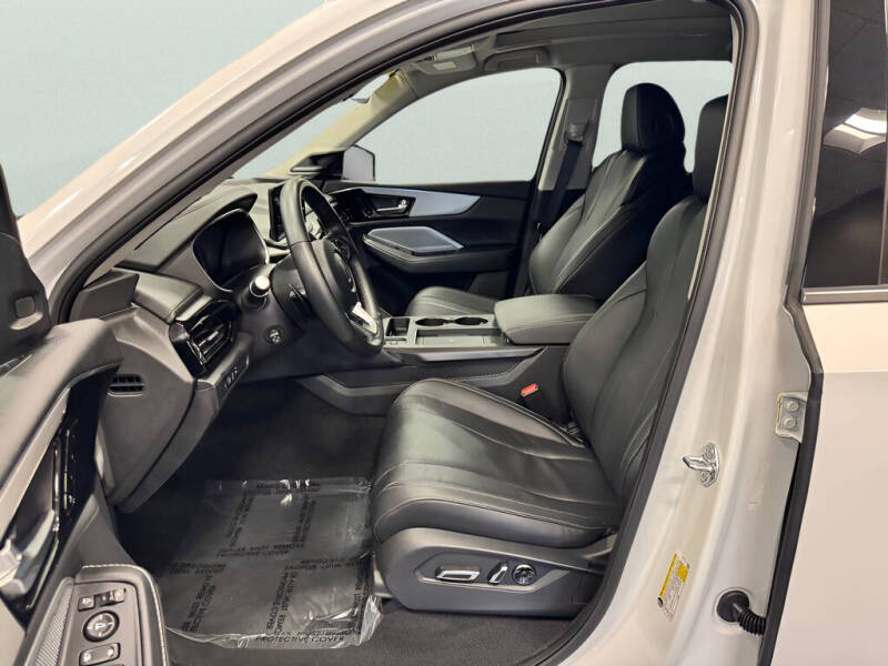 2025 Acura MDX w/Tech