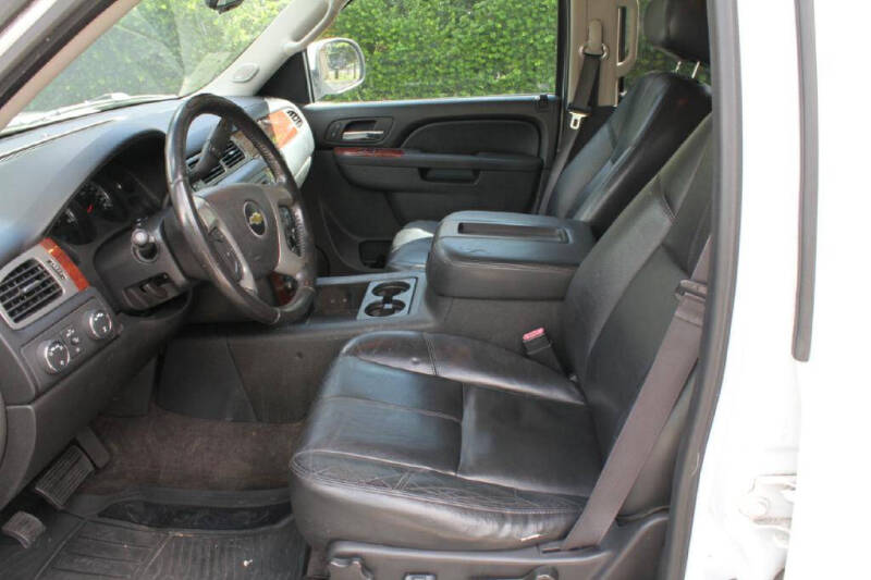 2013 Chevrolet Suburban LT