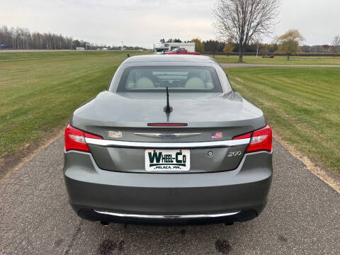 2011 Chrysler 200 Limited
