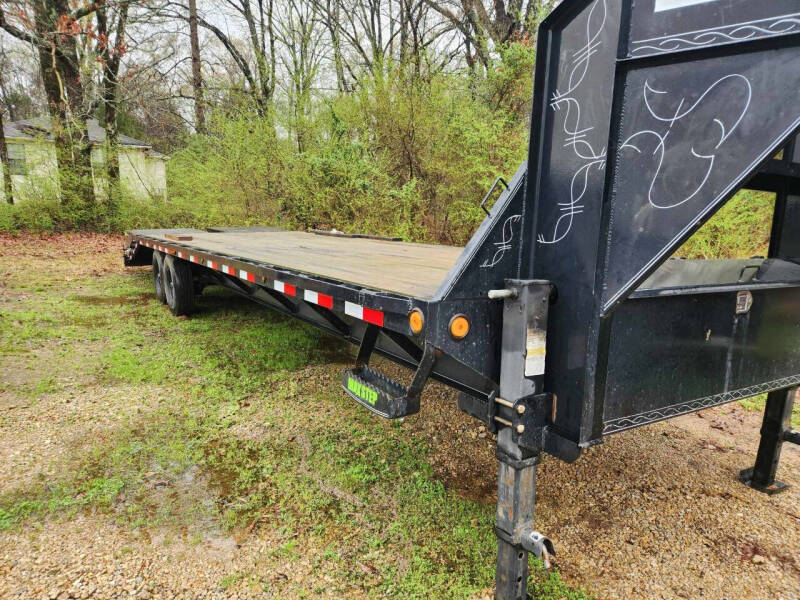 2022 Load Trail 30' Flatbed