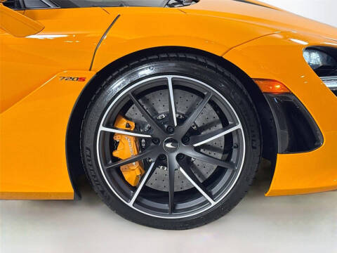 2022 McLaren 720S Performance