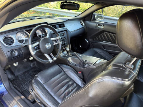 2010 Ford Mustang V6 Premium