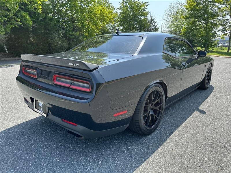 2015 Dodge Challenger SRT Hellcat