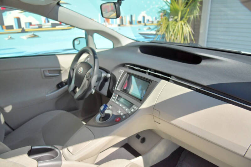 2015 Toyota Prius Three