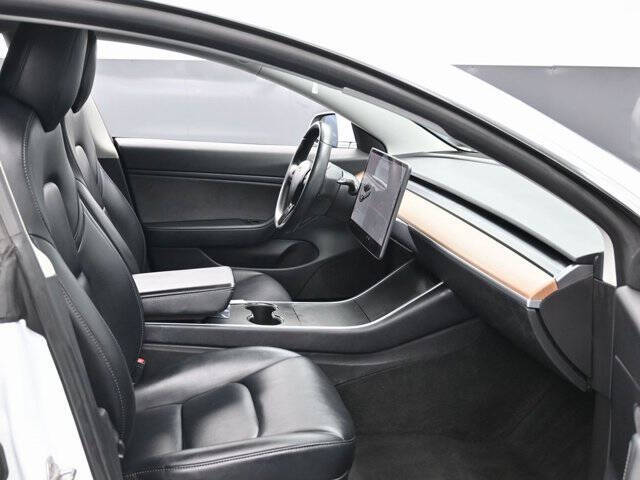 2019 Tesla Model 3 Mid Range