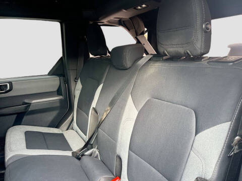 2023 Ford Bronco Base Advanced
