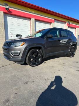 2018 Jeep Compass for sale at MIDWEST CAR SEARCH in Fridley MN