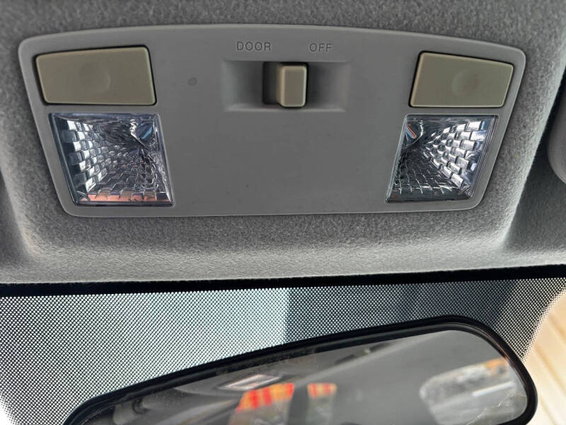 2015 Mazda MAZDA5 Sport