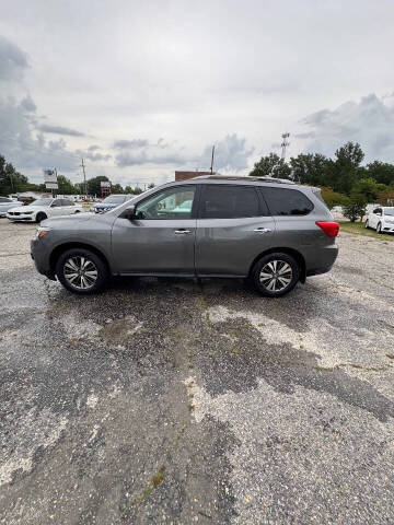 2019 Nissan Pathfinder S