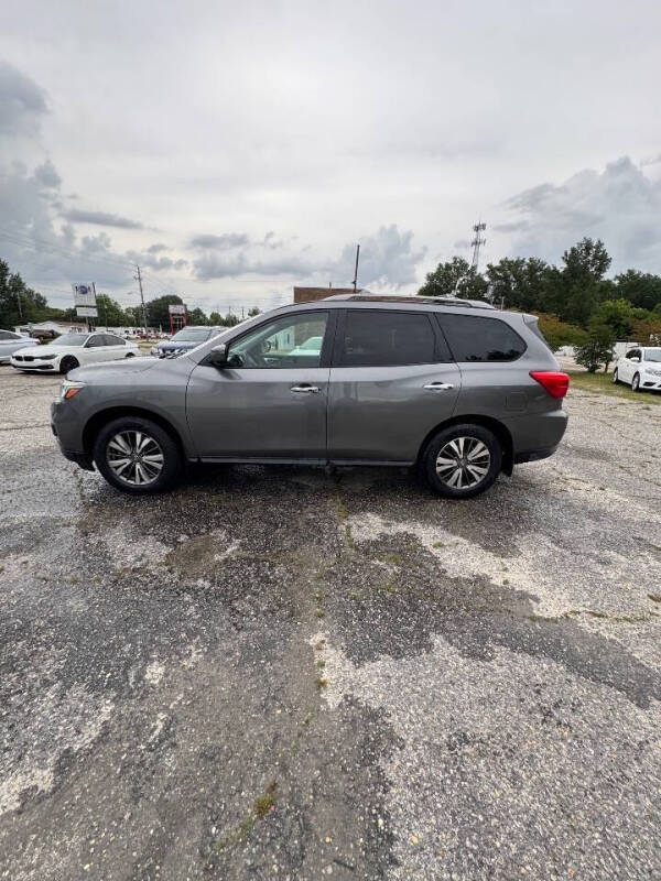 2019 Nissan Pathfinder S