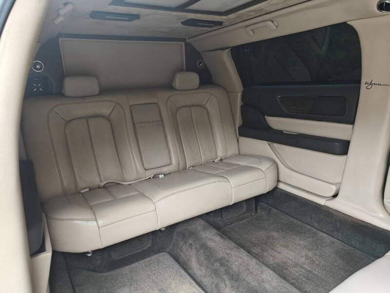 2018 Lincoln Continental Select