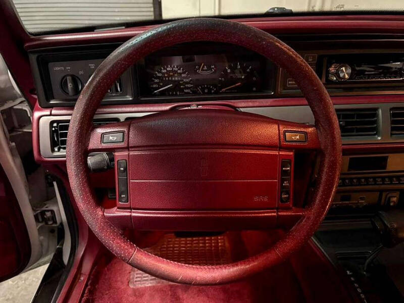 1990 Lincoln Mark VII LSC