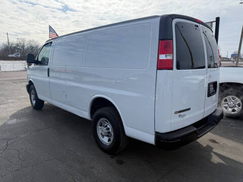 2020 Chevrolet Express 2500