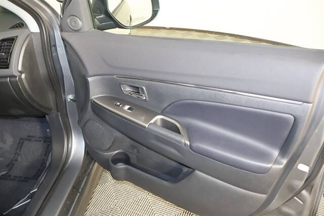 2023 Mitsubishi Outlander Sport SE