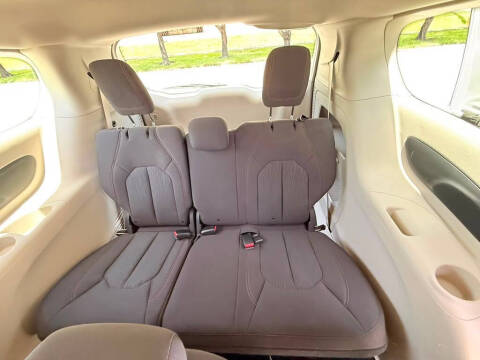 2018 Chrysler Pacifica Touring Plus