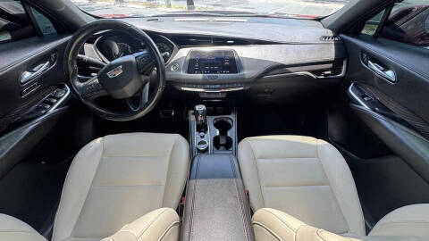 2019 Cadillac XT4 Sport