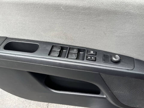 2011 Nissan Sentra 2.0 SR