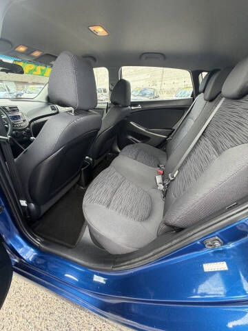 2016 Hyundai Accent SE