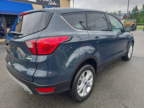 2019 Ford Escape SE