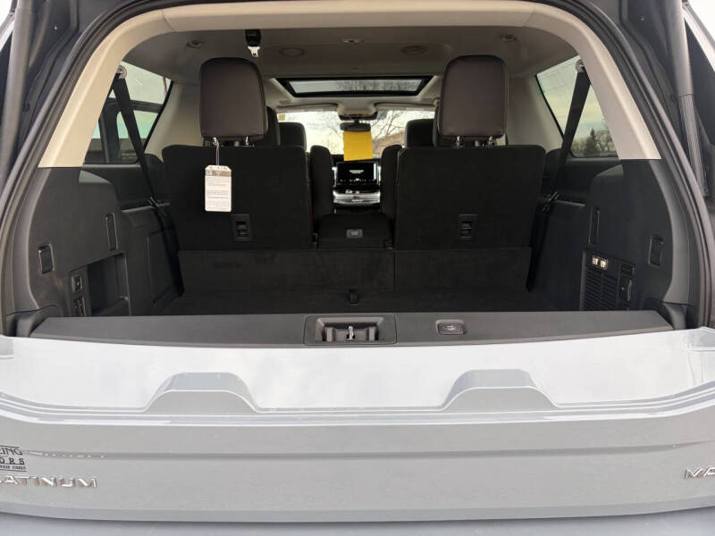 2025 Ford Expedition MAX Platinum