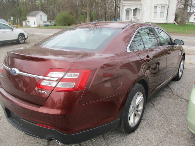 2015 Ford Taurus SEL