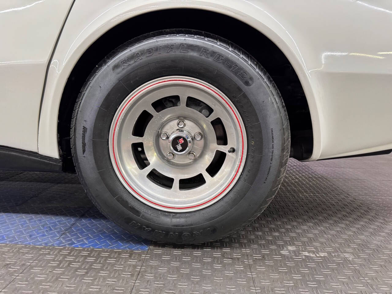 1979 Chevrolet Corvette 24