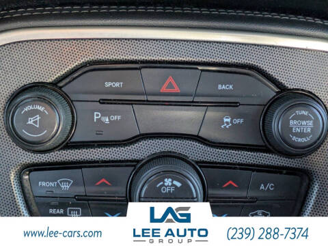 2015 Dodge Challenger SXT Plus