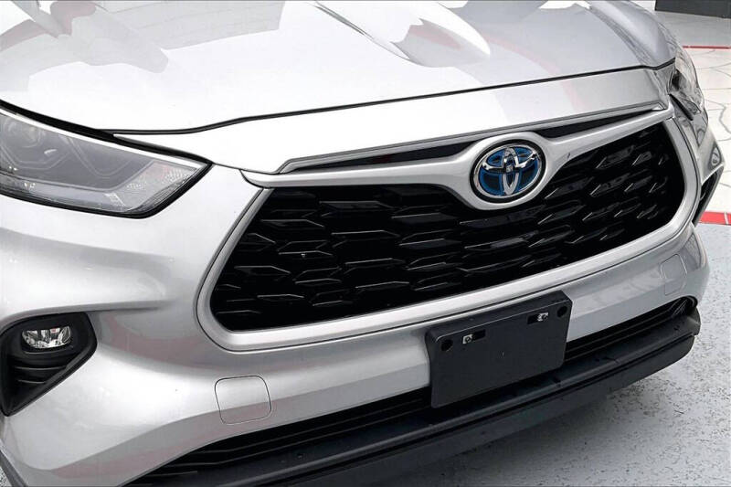 2023 Toyota Highlander Hybrid XLE