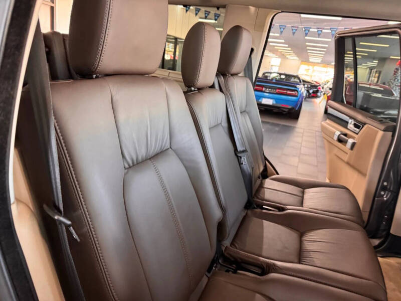 2016 Land Rover LR4 HSE LUX