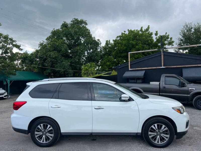 2018 Nissan Pathfinder SL