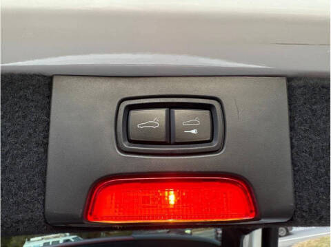 2017 Porsche Cayenne Platinum Edition