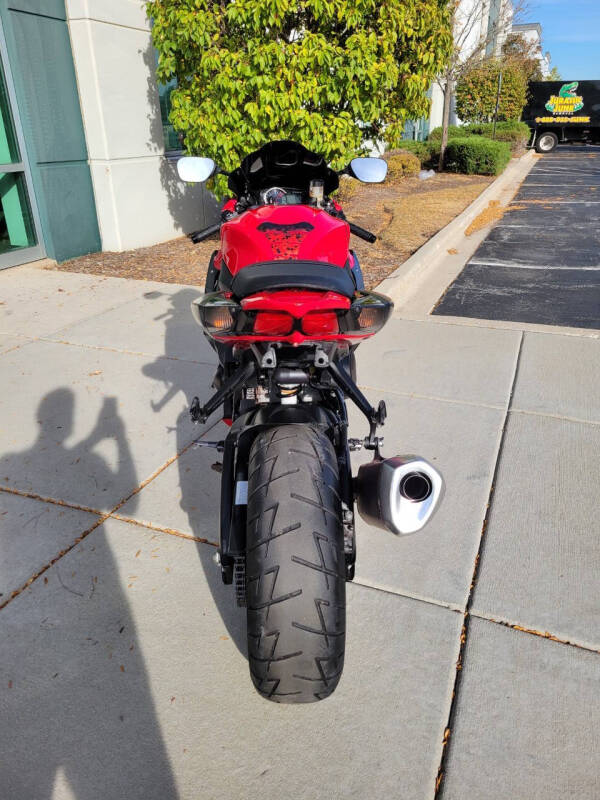 2015 Suzuki GSX-R1000