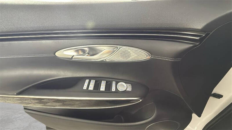 2022 Genesis GV70 2.5T Standard