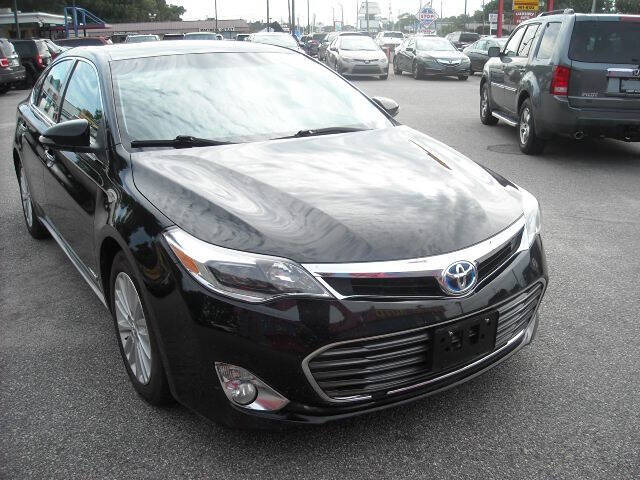 2015 Toyota Avalon Hybrid for sale at Luxury Auto Sales, Inc in Norfolk, VA