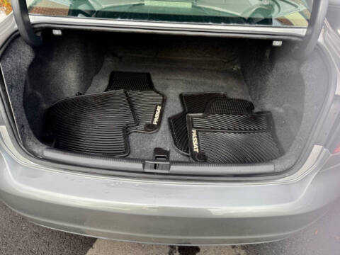 2014 Volkswagen Passat 1.8T S PZEV