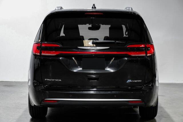 2022 Chrysler Pacifica Hybrid Pinnacle